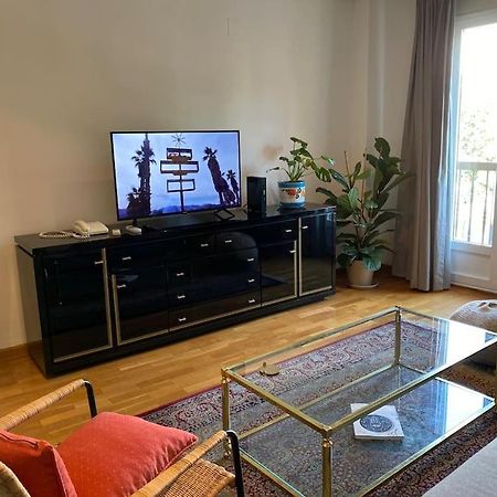 Lovely 2 Bedrooms Apartment Main Square Plasencia Luaran gambar